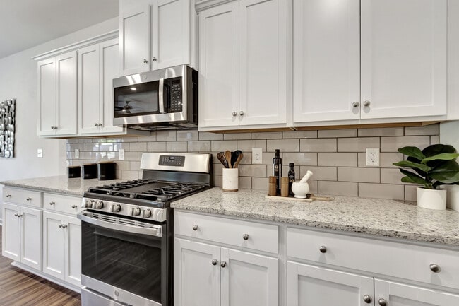 7016 Bentz St unit 36474726, Charlotte, NC 28269 - photo 6