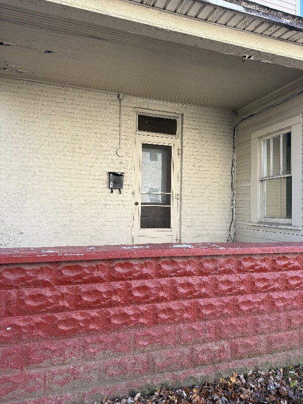 223 Center St unit 1, Findlay, OH 45840 - photo 1