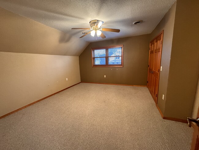 1216 S 21st St unit 1216 S 21st St, Manitowoc, WI 54220 - photo 7