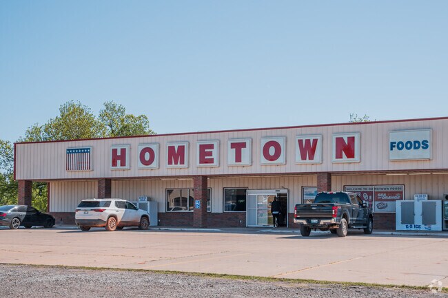 Locals in Cimarron City get fresh groceries daily from nearby Hometown Foods.