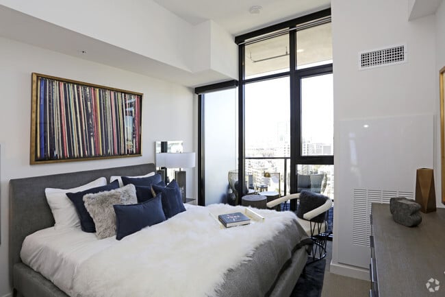 ALX, San Diego, CA 92101 - photo 4