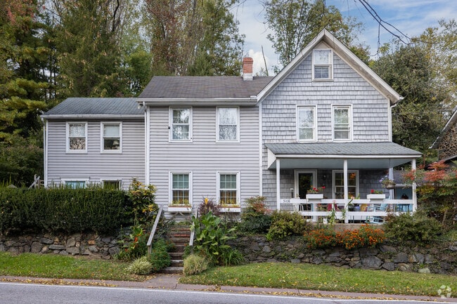 This historic American Foursquare in Franklintown has undergone several additions.