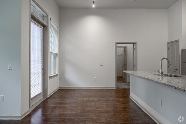 2BR, 2BA-1072SF-Dining Room