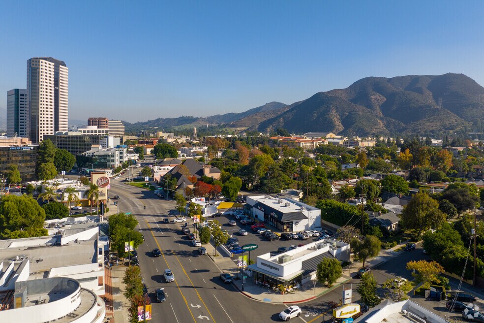 NH_MediaDistrict_555740_p2_kc_v1_082824