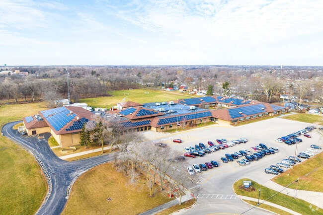 Grayslake Middle School is located in Grayslake.