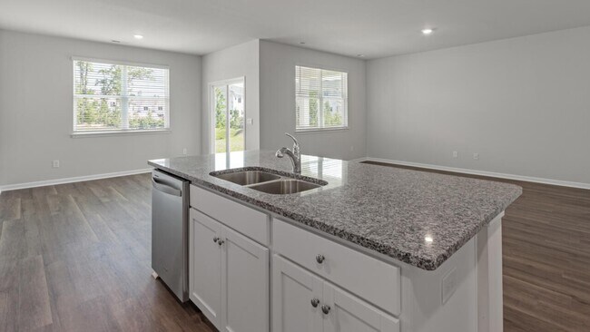 5013 Roundhead Dr, Leland, NC 28451 - photo 6