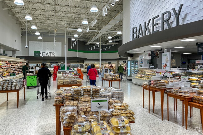 Publix at Eastgate Shopping Center in the Woodside area provides for all grocery needs.