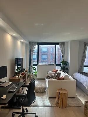 1 Irving Place Unit V12H, New York, NY 10003