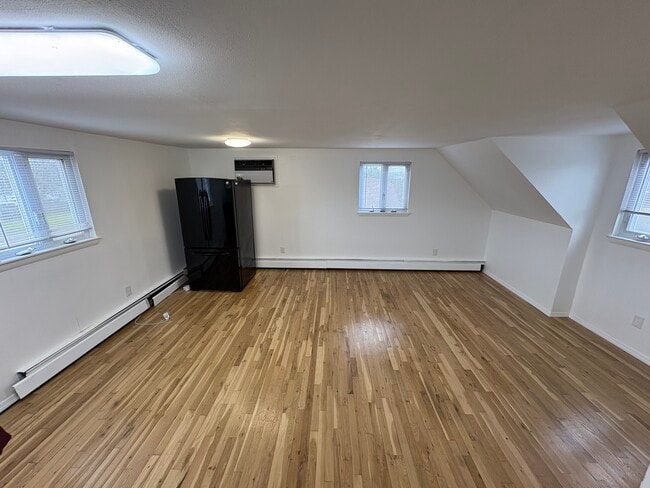 221 E Hoffman Ave unit 1, Lindenhurst, NY 11757 - photo 2