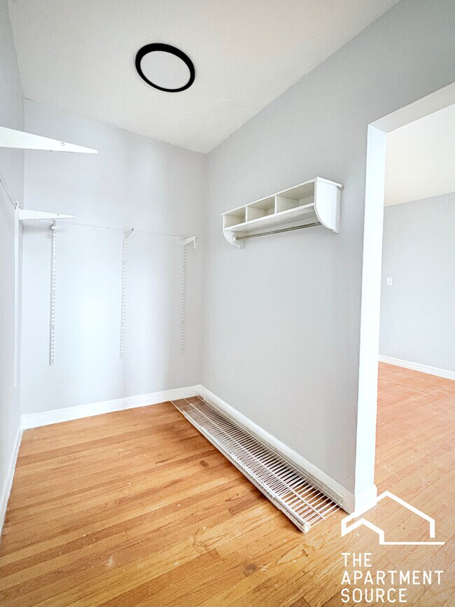 6228 S Western Ave unit 305, Chicago, IL 60636 - photo 5