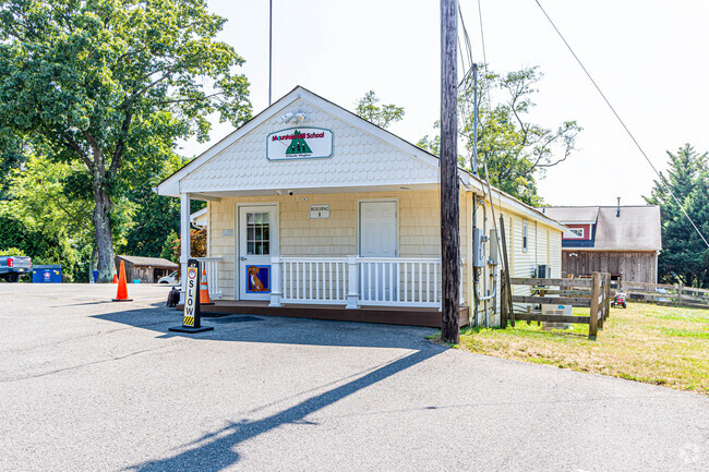 Mountain Hill School