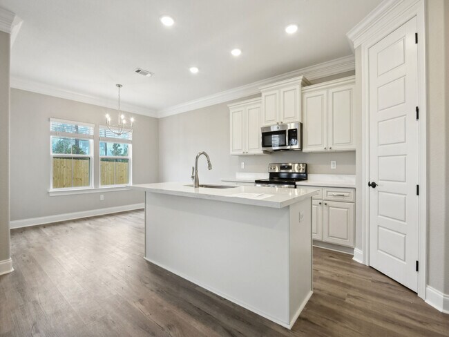 10465 Landon Meadows Drive St unit 37074500, Gulfport, MS 39503 - photo 2