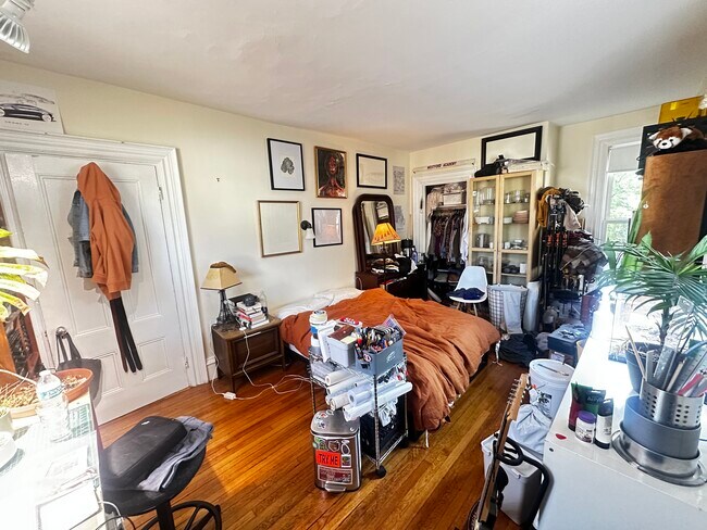5 Day St unit 2, Cambridge, MA 02140 - photo 4
