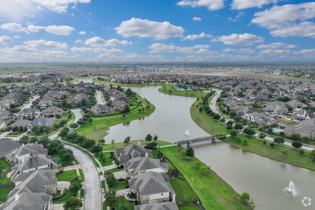 Friendswood has a population of a little over 40,000 full time residents.