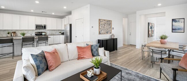 140 Harper Crest Ave unit 36037200, Henderson, NV 89011 - photo 4