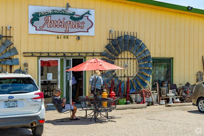 There are numerous vintage stores a few minutes from Ridgewood Hills, including Front Range Antiques.