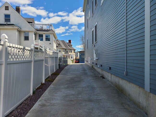 10 Fern St, Allston, MA 02134 - photo 7