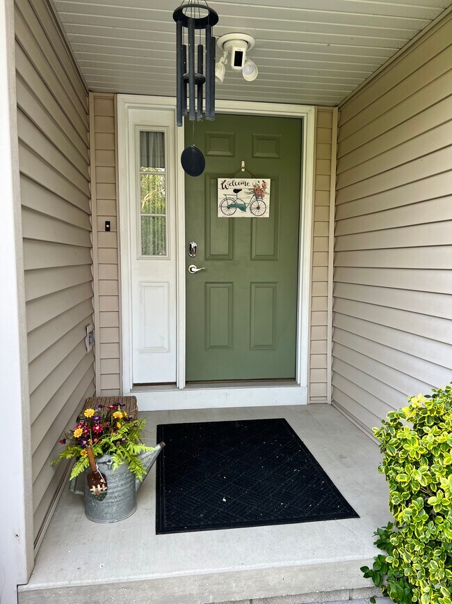 1155 Swan Dr, Bradley, IL 60915 - photo 4