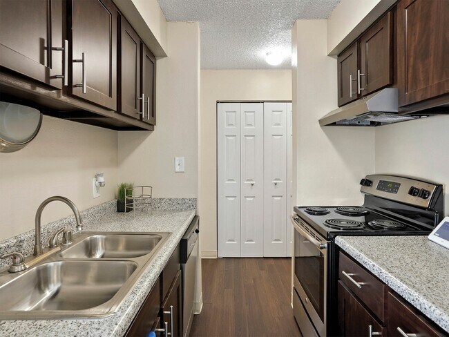 Advenir at Cherry Creek North, Denver, CO 80231 - photo 2