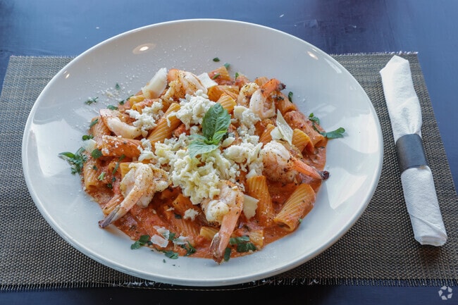Enjoy mouth-watering Italian cuisine at Itavie New York in Spotsylvania Courthouse.