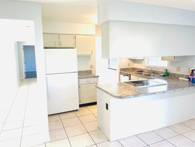 2550 India Blvd, Deltona, FL 32738 - photo 7