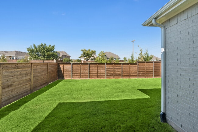 1905 Hazel Lily Run, Mesquite, TX 75181 - photo 2