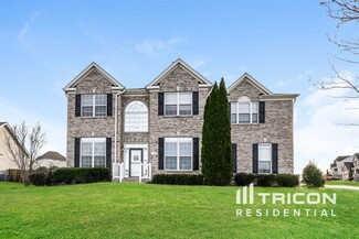 108 N Honey Locust Dr, Thomasville, NC 27360