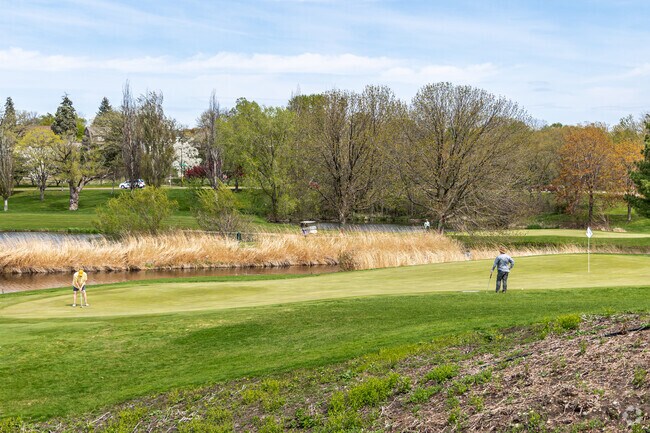 The Como 18 Hole Golf Course is nestled behind the historic Como Park Zoo & Conservatory.