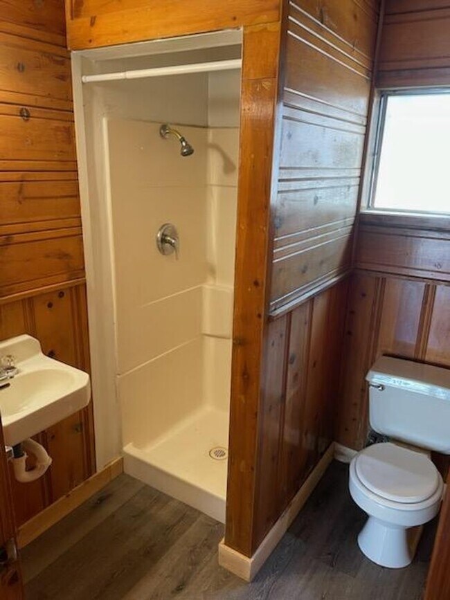 5725 Old Hwy 53 unit 17 Cottage (for, Clearlake, CA 95422 - photo 6