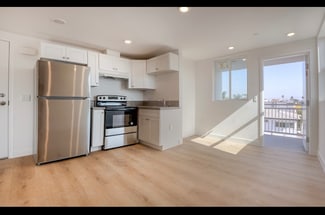 4325 S Main St Unit 112, Los Angeles, CA 90037