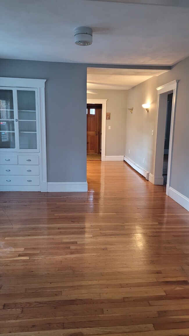 881 Broadway, Somerville, MA 02144 - photo 6