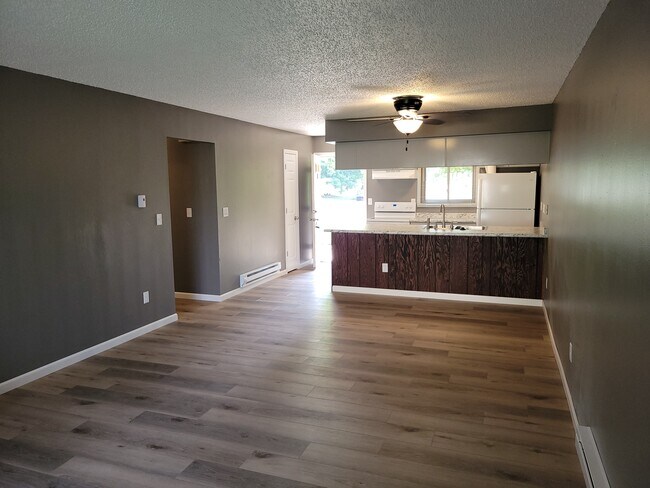 1001 10th Ave N unit 8, Onalaska, WI 54650 - photo 5