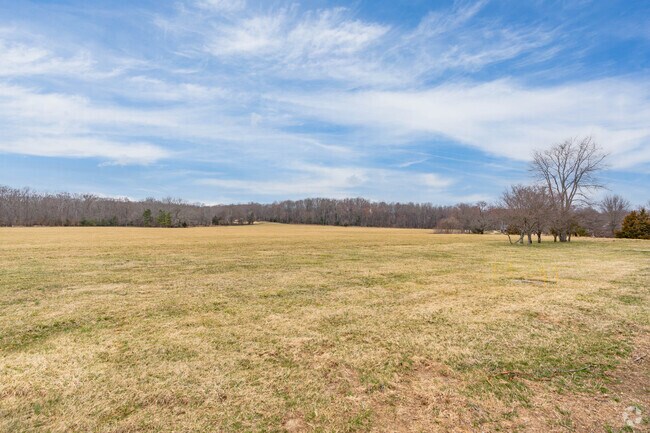 Rural landscapes are a plenty in the Croom neighborhood.