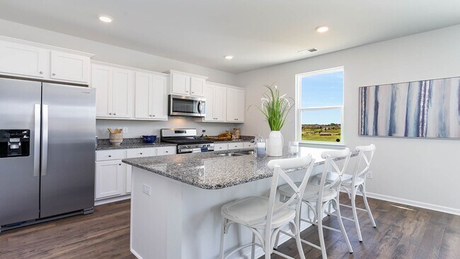 241 Carver Willow Dr unit 36205718, Loris, SC 29569 - photo 5