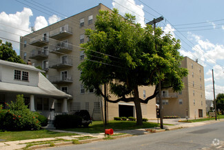 67 Howard St, Vineland, NJ 08360