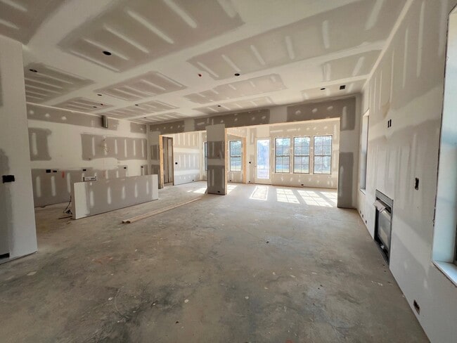 1007 Coldspring Cir, Durham, NC 27705 - photo 6