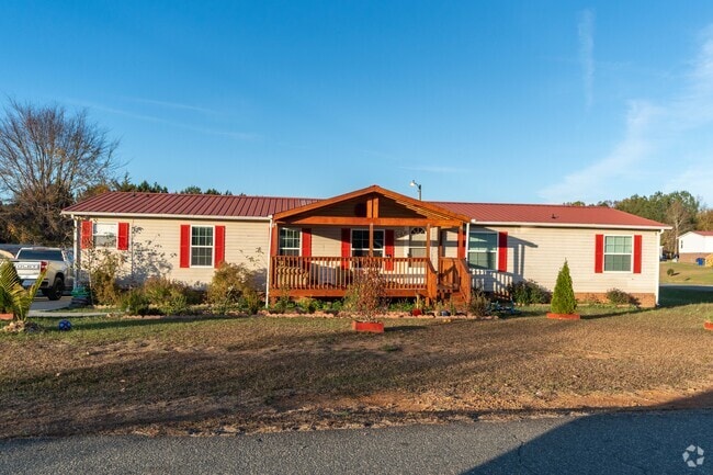 There are also communities of manufactured homes Siler City.