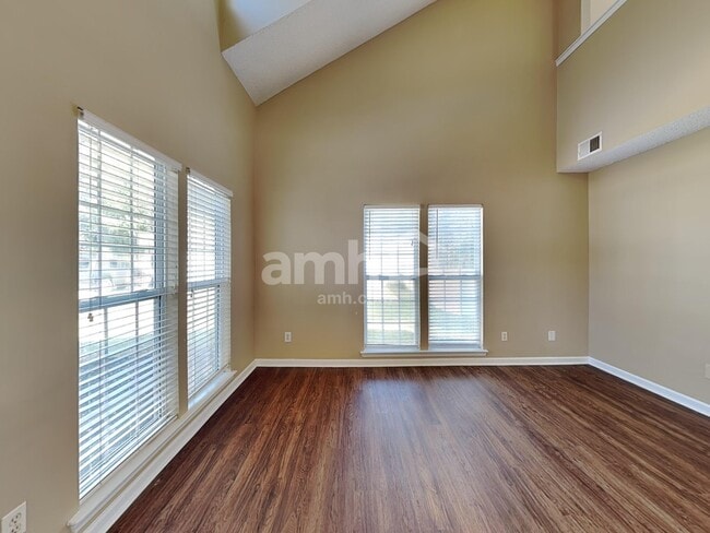 2206 Coatsdale Ln, Matthews, NC 28104 - photo 5