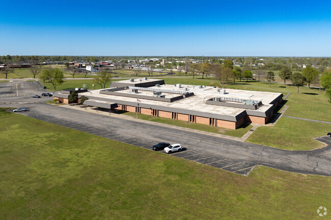 Sikeston Fifth & Sixth Grade Center offers a nurturing learning environment.