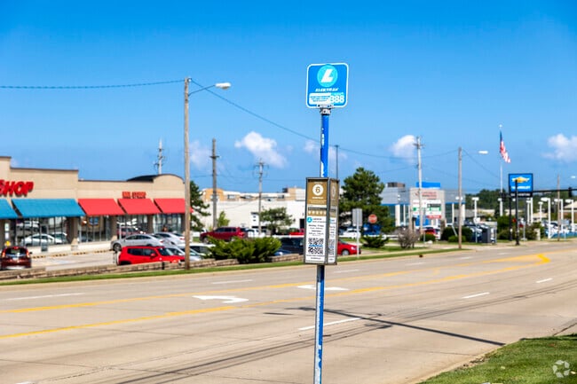 Public transit is only offered on Bishop St on the west side of Willoughby Hills.