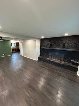 1909 Menard Dr Unit 1909 Menard Dr, Belleville, IL 62220