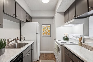 2613 N Midland Dr, Midland, TX 79707