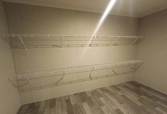 500 Elmwood Ln, Columbus, MI 48063 - photo 3