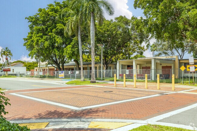 Collins Elementary has dedicated teachers and staff to ensure your child's learning.