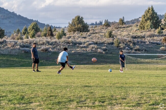 Steens Sports Parks is a popular spot for activities such as soccer, skating and pickleball in Altamont.