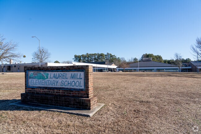 Laurel Mill Elementary School near Youngsville, NC gets a B- Score on Niche.Com.