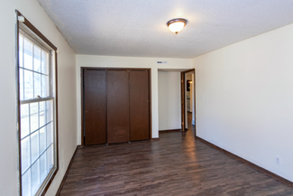 915-914 Prince St Unit 4, Grinnell, IA 50112
