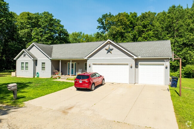 Hartland ranch homes are spacious and often include two‑car garages, from $200K to $450K.
