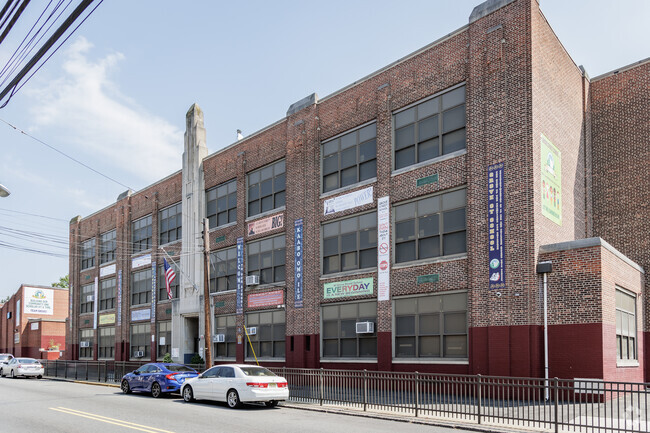 Grove Street Elementary School has 367 students.