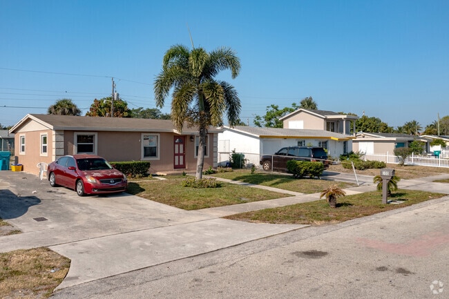 Charming ranch style homes are common in Heart of Boynton.
